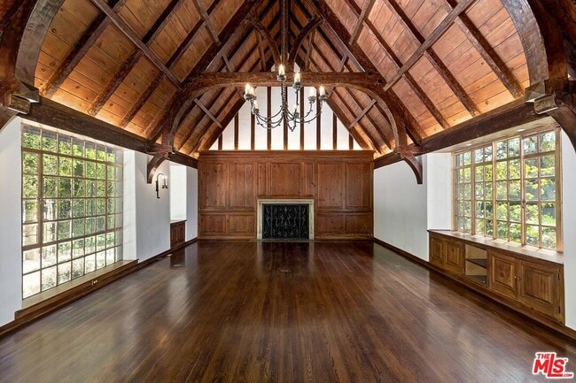 Building Photo - 13535 Lucca Dr