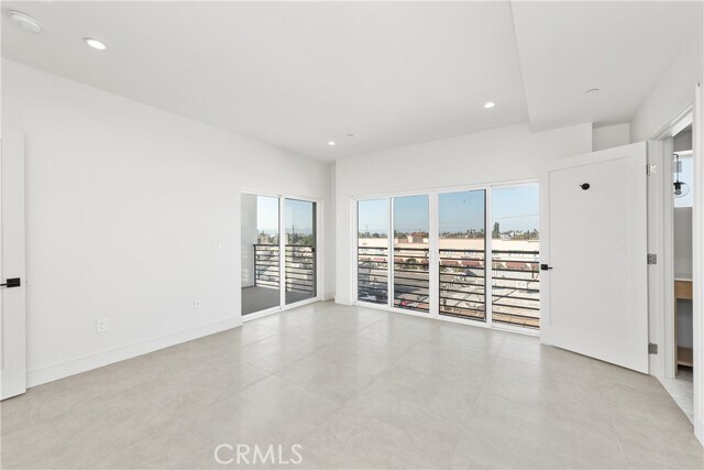 Building Photo - 6025 Craner Ave