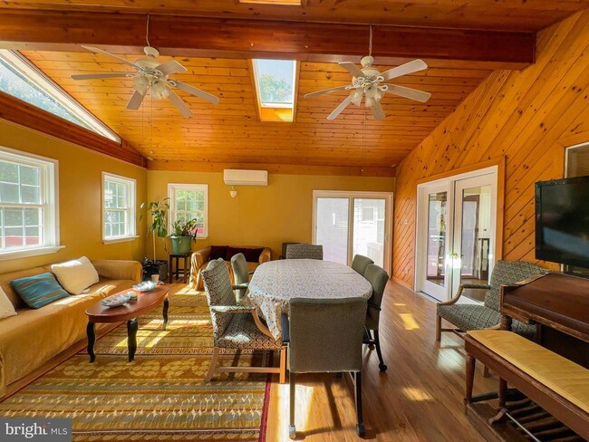 Building Photo - 107 Bonhill Dr