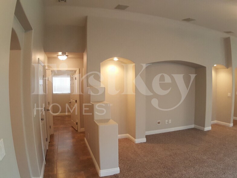 Building Photo - 5728 Hornbrook St
