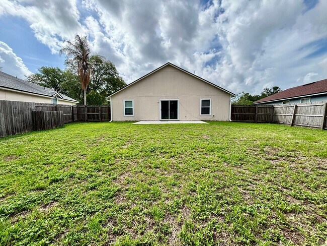 Building Photo - 312 Turtle Dove Dr