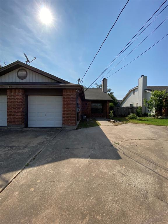 Building Photo - 214 Tamara Dr