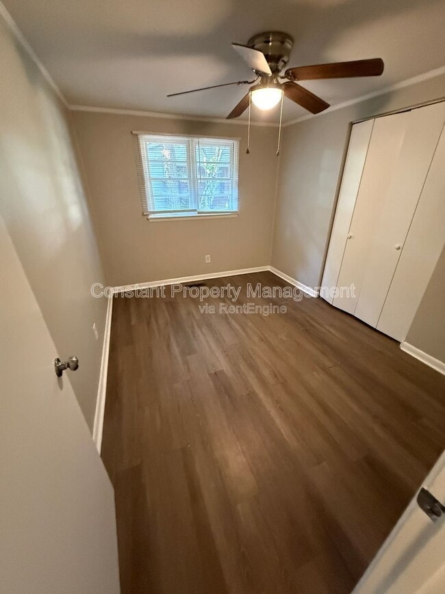 Building Photo - 2485 Bristol Dr