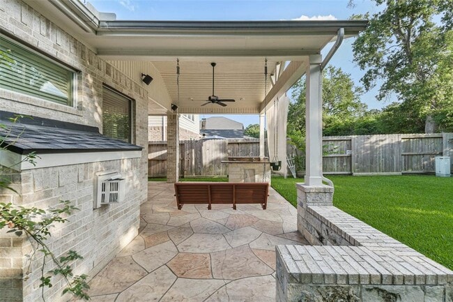 Building Photo - 12935 Bedford Falls Dr