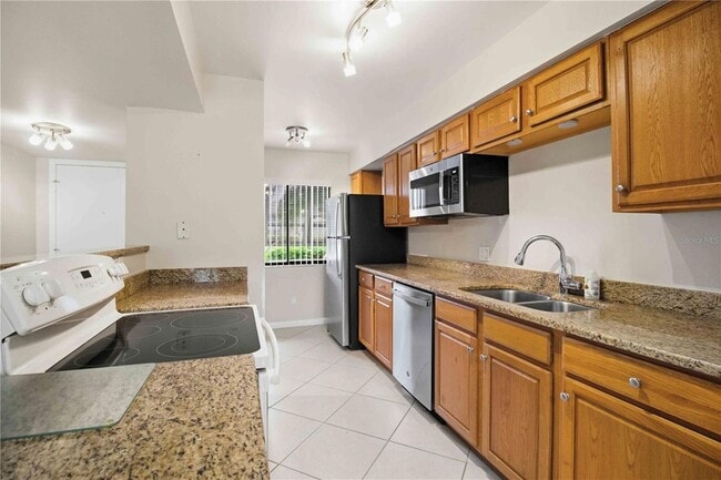 Building Photo - 4620 Longwater Chase
