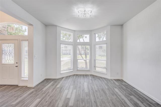 Building Photo - 1521 Palisades Dr