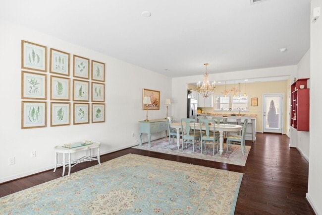 Building Photo - 2 Bedroom Townhome in Beautiful Magnolia G...