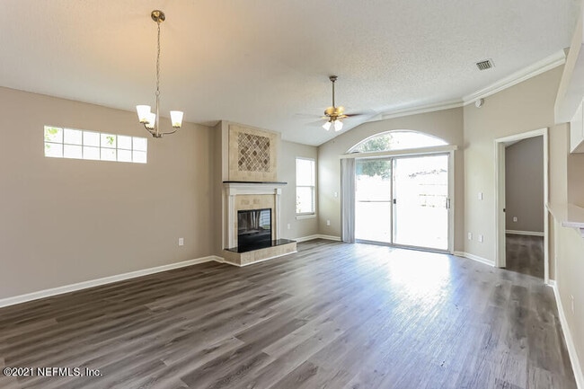 Building Photo - 1169 Creeks Ridge Rd