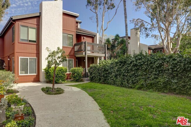 Building Photo - 4845 Maytime Ln