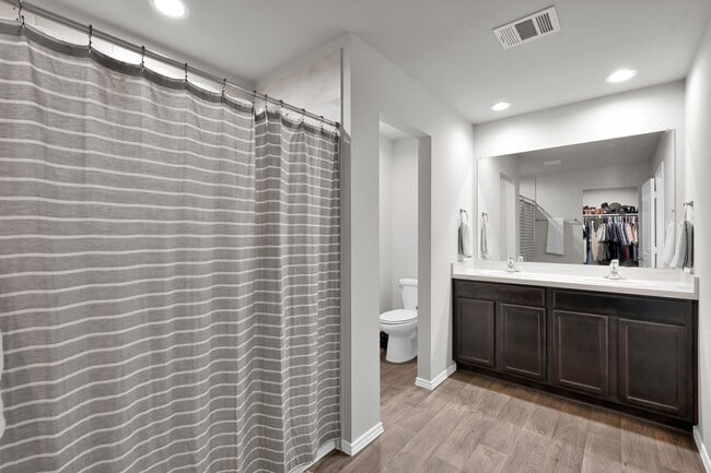 Building Photo - 13916 Great Pnes Ct