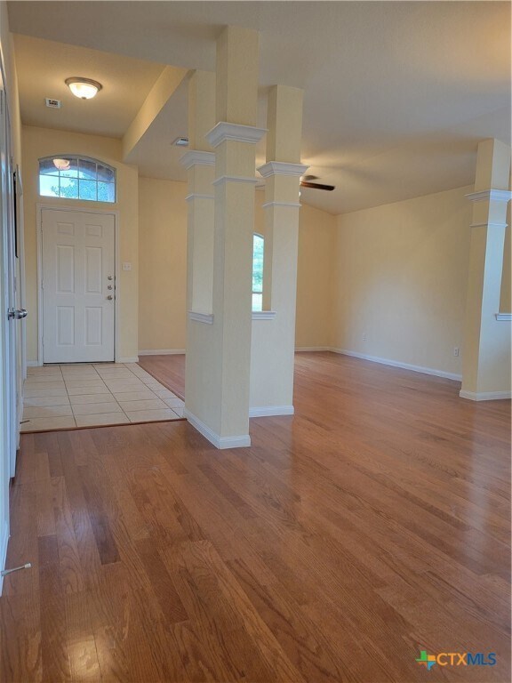 Building Photo - 314 Crowfoot Dr