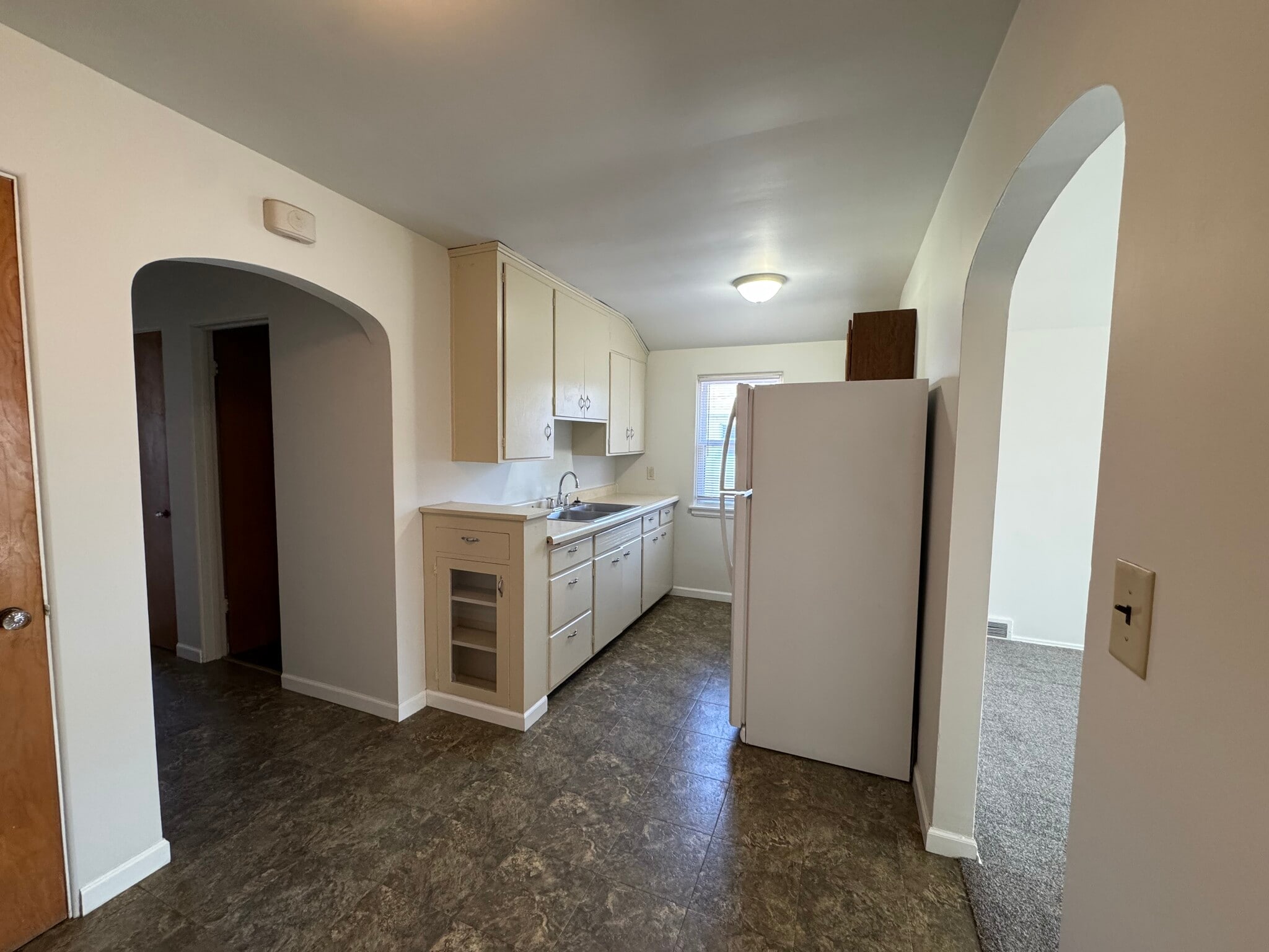 Building Photo - 1718 Goff Ave