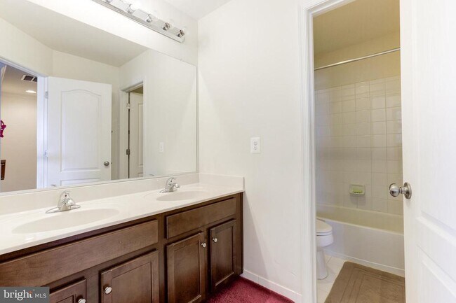 Building Photo - 24690 Capecastle Terrace