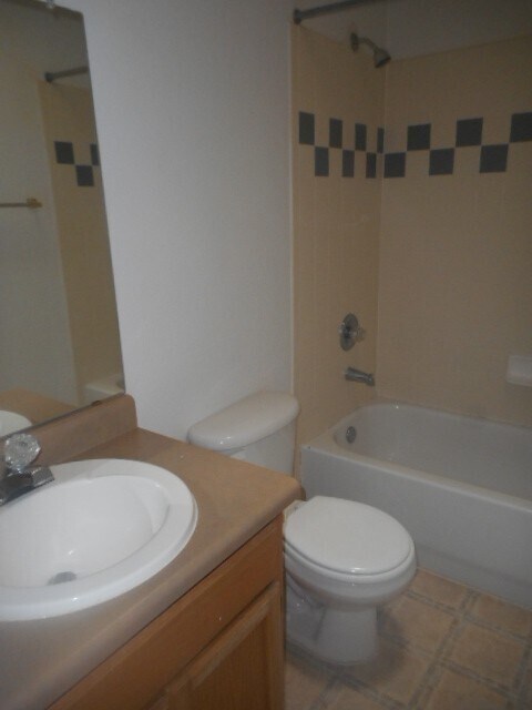 Building Photo - 12641 Tierra Tigre Ave