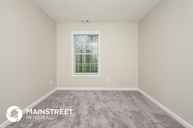 Building Photo - 3667 Sapphire Ct