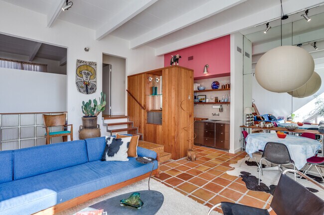 Building Photo - 4500 Westridge Ave