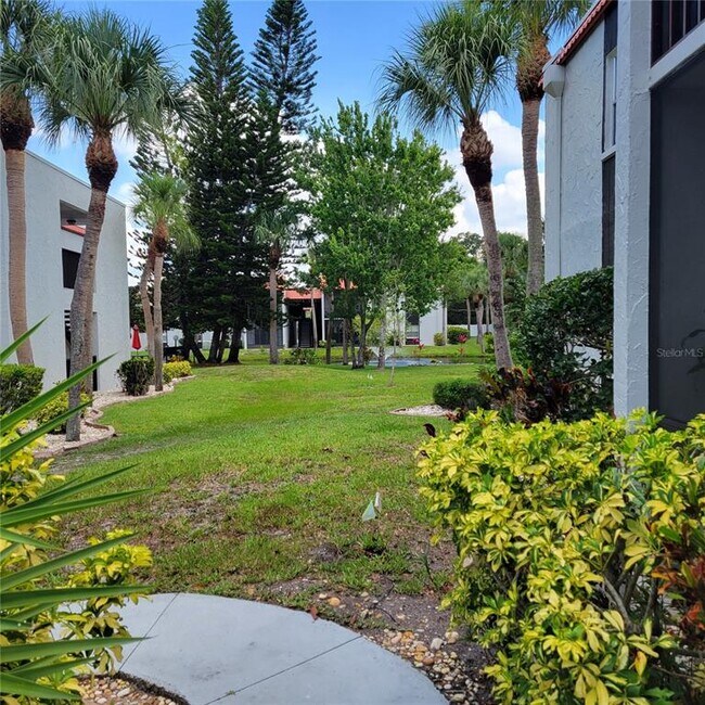 Building Photo - 3275 S Beneva Rd