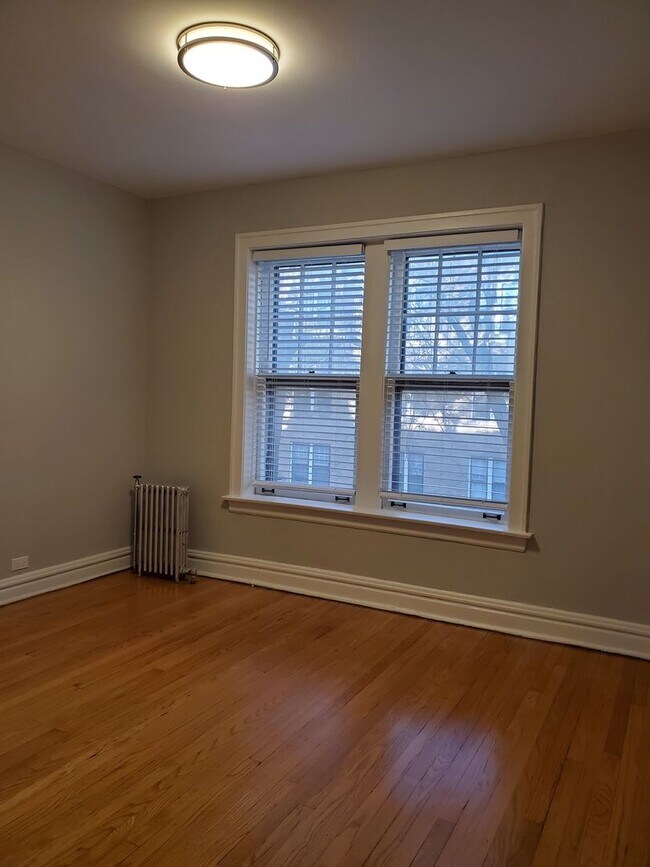 Building Photo - One Bedroom/One Bath in Historic Building ...