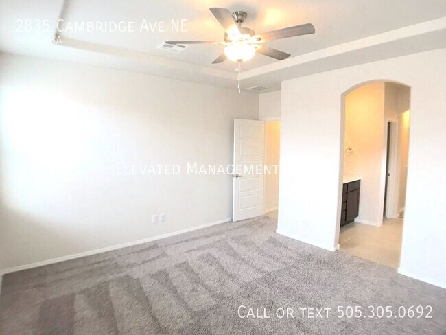 Building Photo - 2835 Cambridge Avenue NE