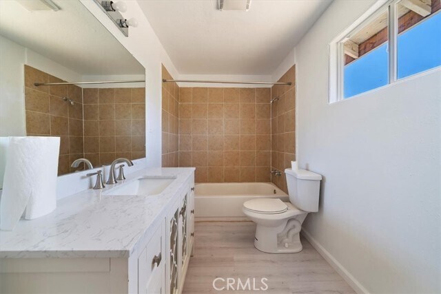 Building Photo - 63285 Pinyon Dr