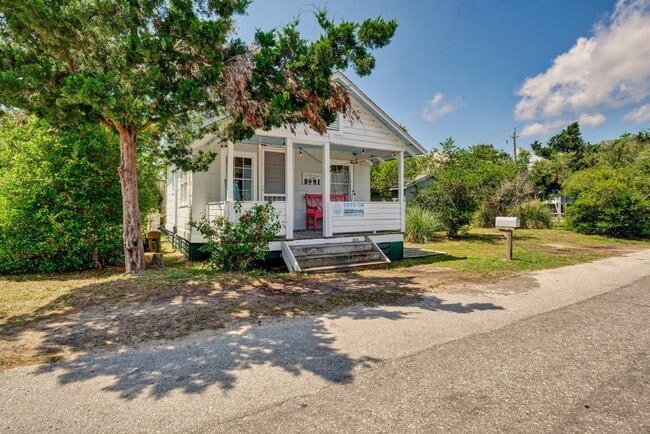 Building Photo - 5 Oystershell Ln