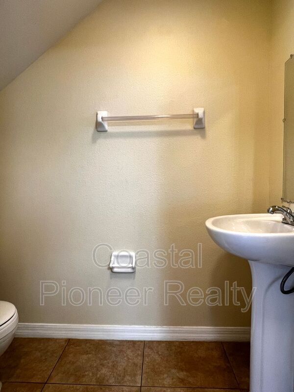 Building Photo - 12968 Fennway Ridge Dr