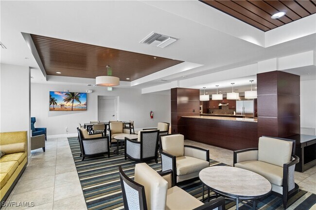 Building Photo - 4031 Gulf Shore Blvd N