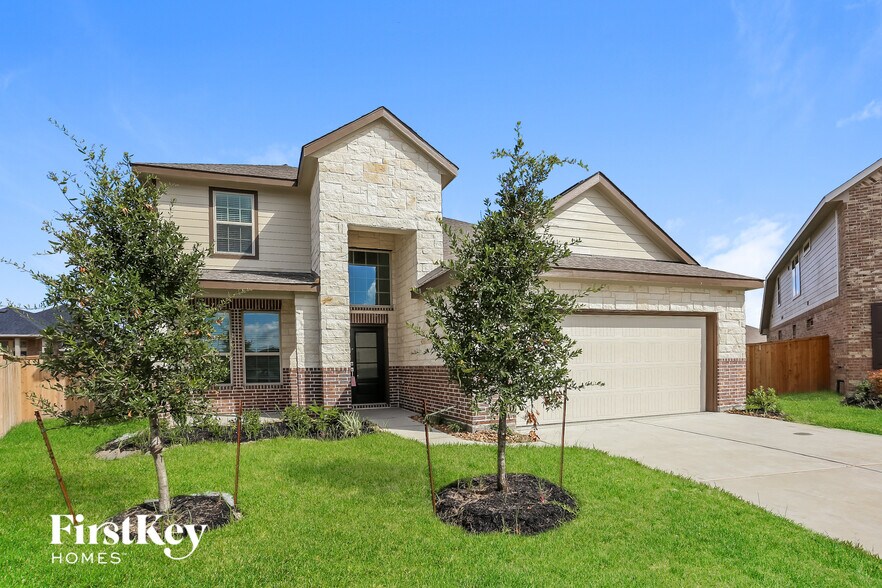 Building Photo - 9011 Willow Rdg Ct