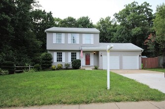 Building Photo - Renovated Single Family Home in the Heart ...
