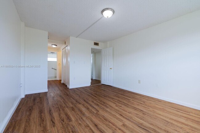 Building Photo - 14180 SW 84th St