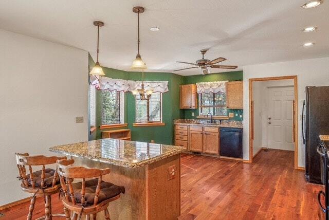 Building Photo - 1586 Echo Cir