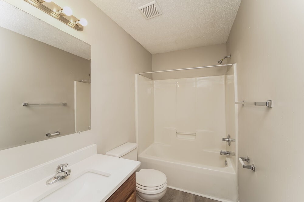 Building Photo - 12515 Autumn Blaze Dr