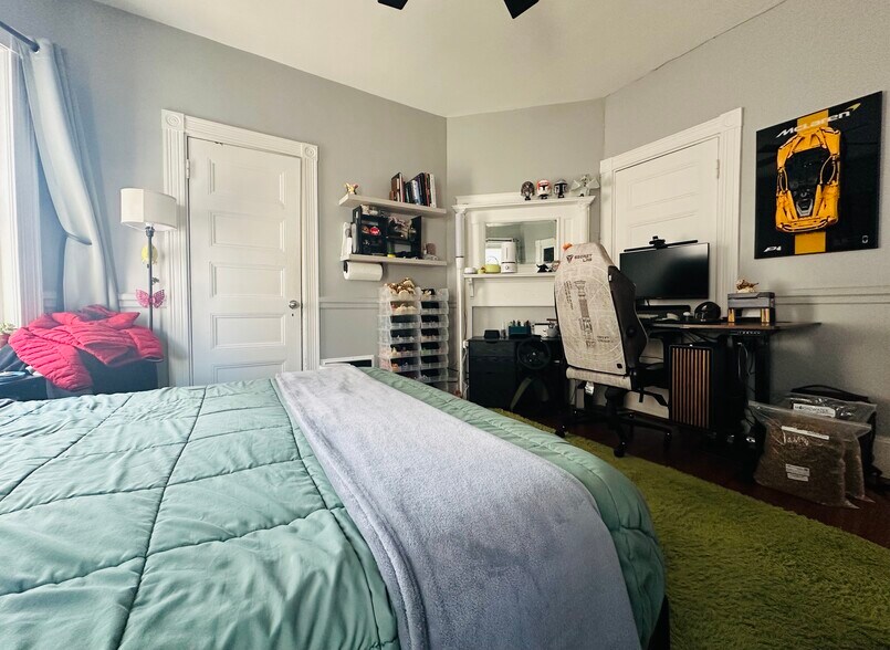 Building Photo - 20 Dalrymple St