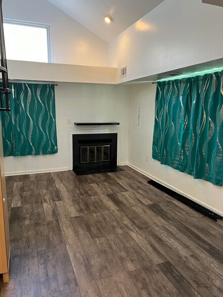 Building Photo - 9920 Hellingly Pl