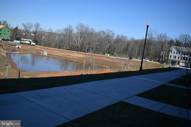 Building Photo - 8932 Dahlgren Ridge Rd