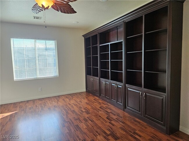 Building Photo - 10134 Reflection Brook Ave