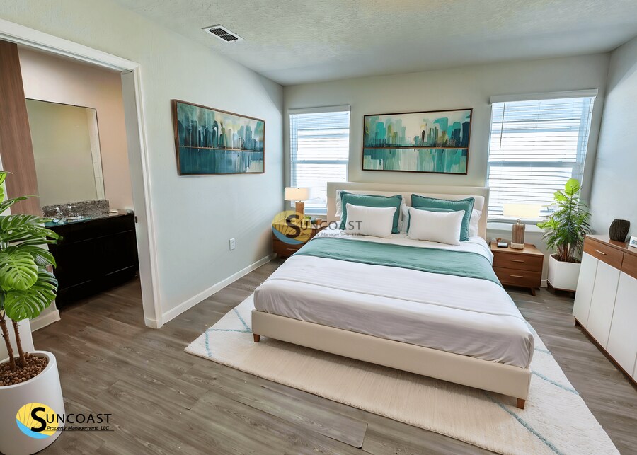 Building Photo - 6541 Sweetbay Ln