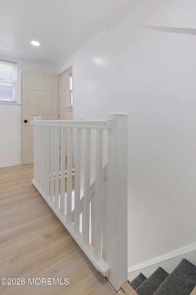 Building Photo - 12 Main St