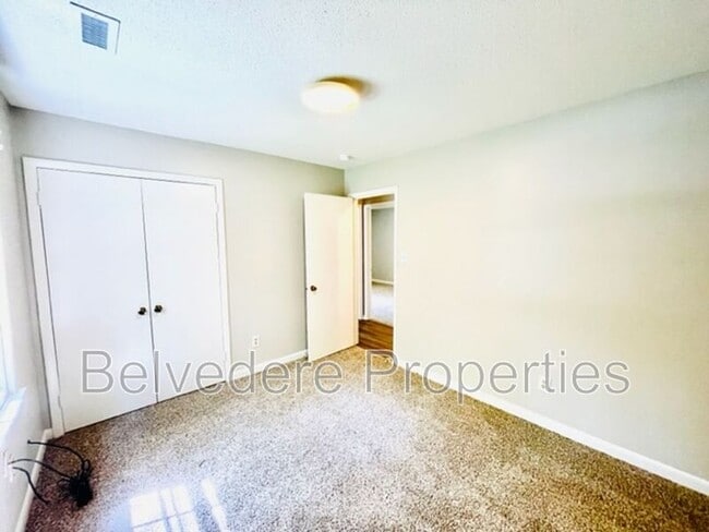 Building Photo - 4612 Cabot Dr