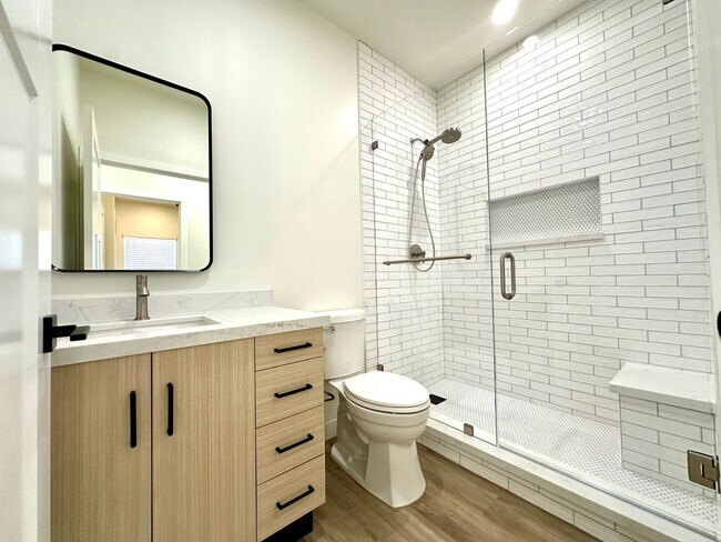Building Photo - LUXE NEW BUILD ON PROPERTY IN MENIFEE!