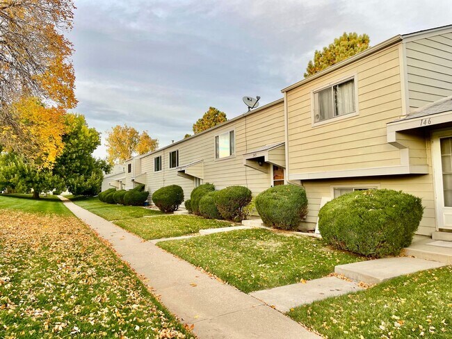 Building Photo - 5731 W 92nd Ave