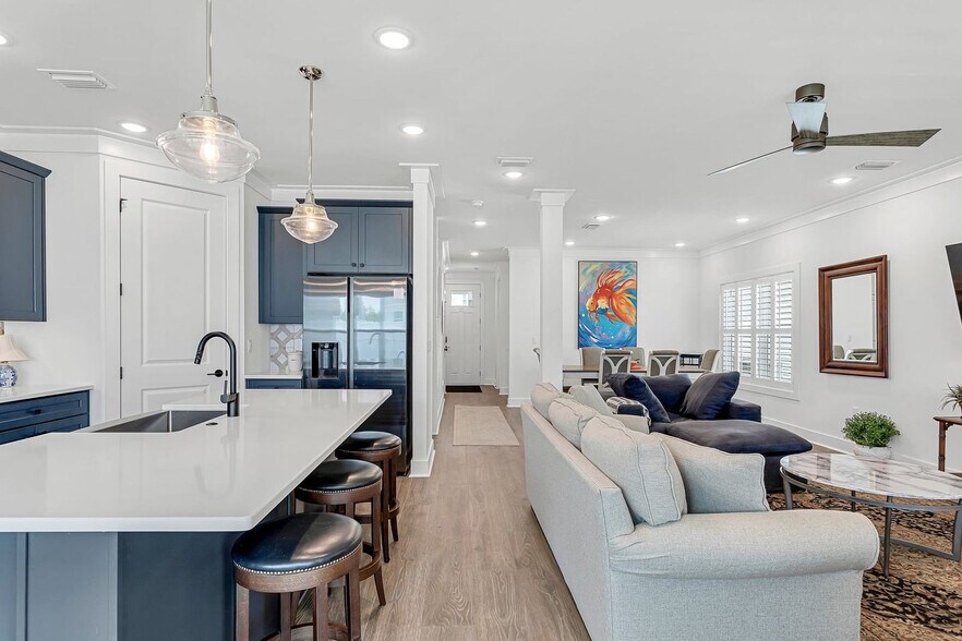 Building Photo - 22811 Ann Miller Rd