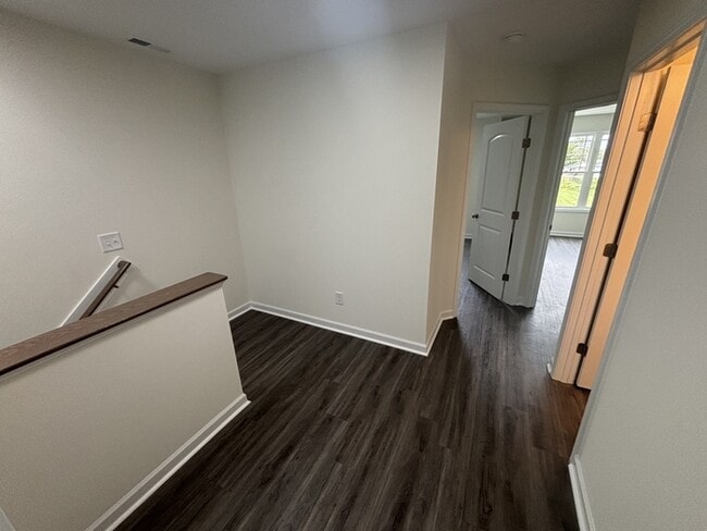 Building Photo - 612 S Blackmon St