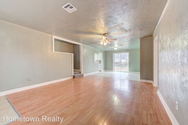 Building Photo - 3 br, 2 bath House - 1915 NW 28th Street