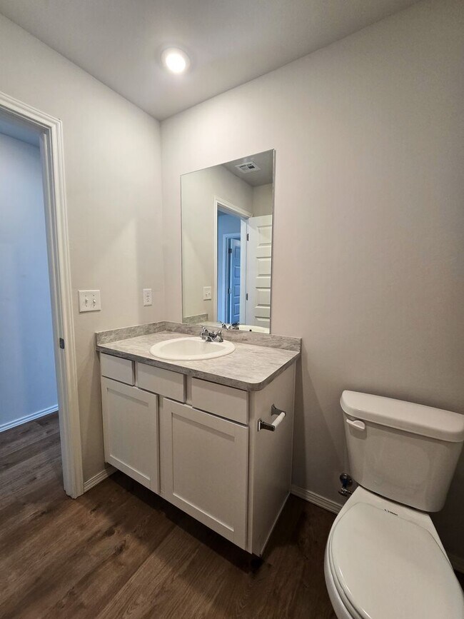 Building Photo - New Construction 3 bedroom Home in Shawnee