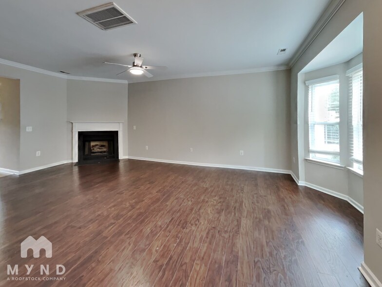 Building Photo - 10812 Galand Ct