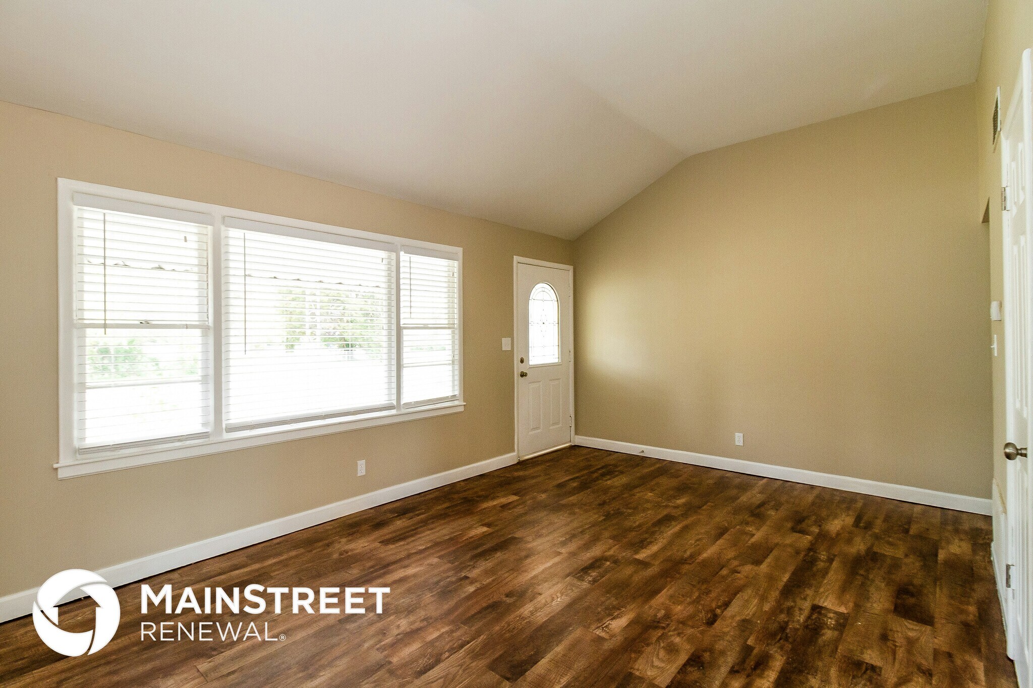 Building Photo - 9411 Dalton Dr