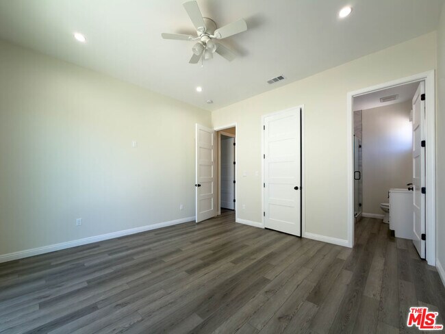 Building Photo - 15447 Septo St