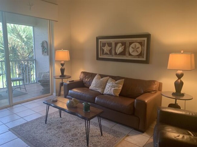 Primary Photo - Seasonal Rental in Lexington Country Club