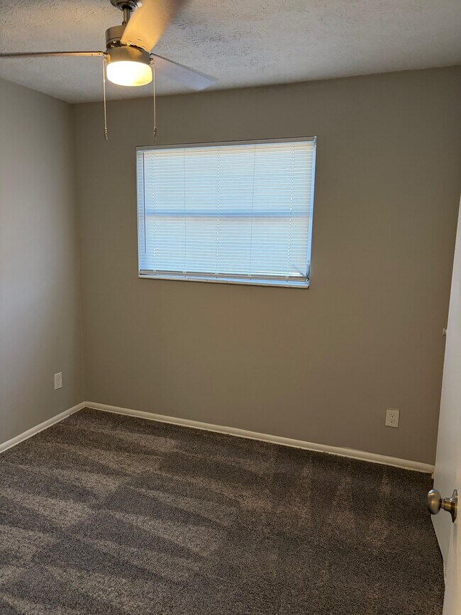 Building Photo - 6450 San Juan Ave